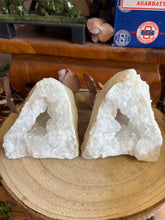 Cracked Quartz Geode SKU 26297
