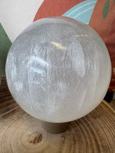 Selenite Large Spheres