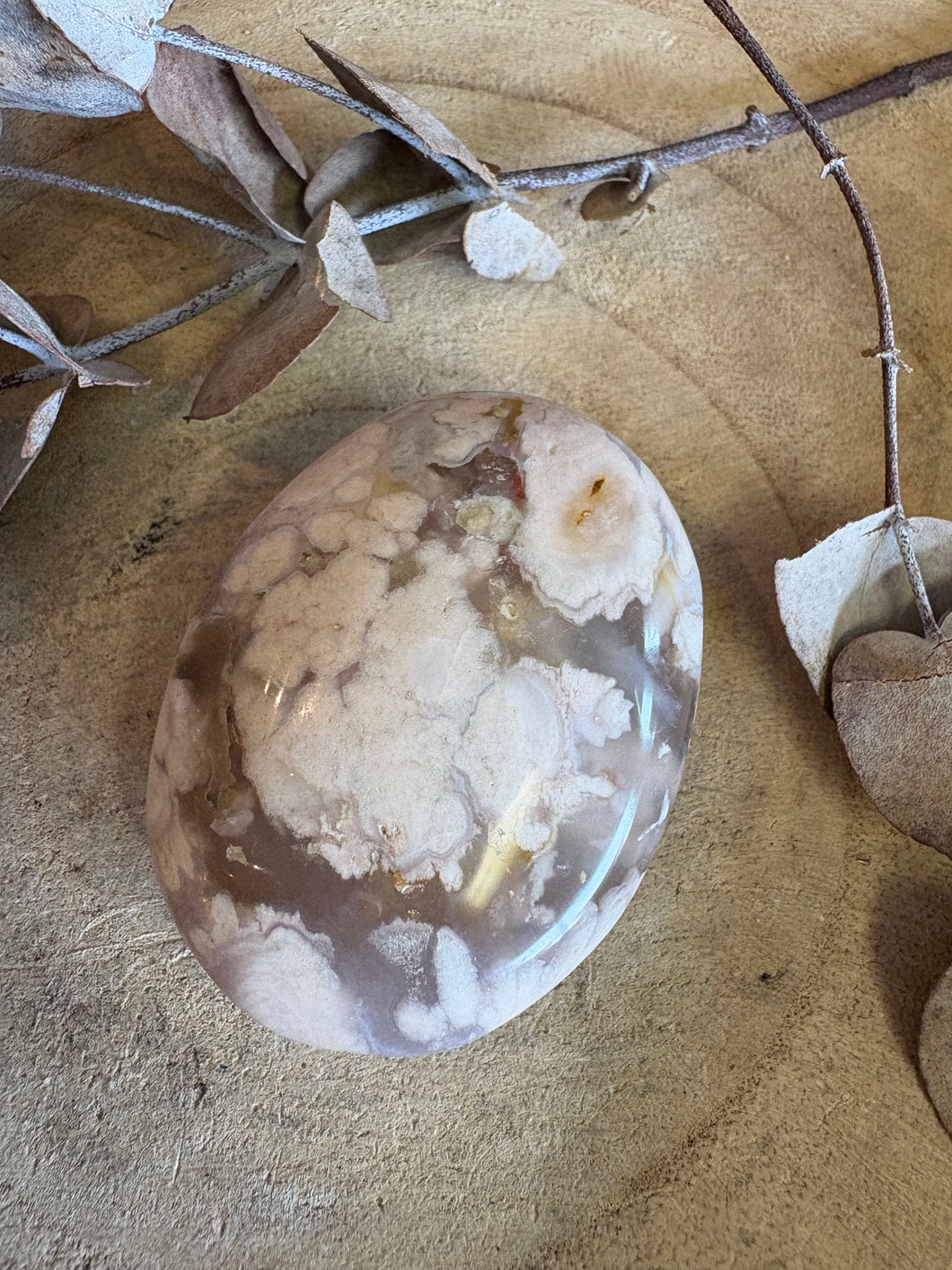 Flower Agate Palm Stone SKU 24130