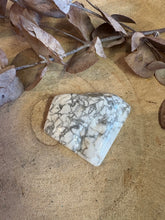 Howlite Slab SKU 24618B