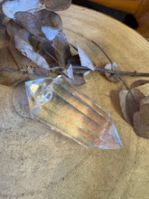 Clear Quartz Vogel Wand SKU 25221