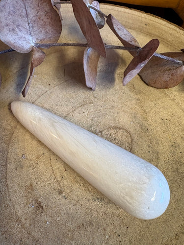 Scolecite Wand SKU 4395