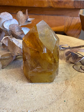 Golden Healer Quartz Point SKU 24592