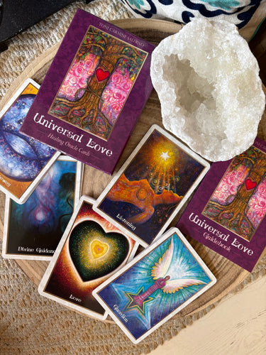 Secondhand ‘Universal Love’ Healing Oracle Cards