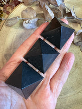 Shungite Pyramid SKU 24669