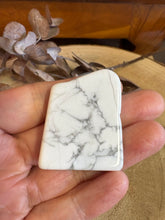 Howlite Slab SKU 24618K