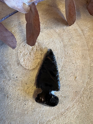 Black Obsidian Arrowhead Carving SKU 25650A