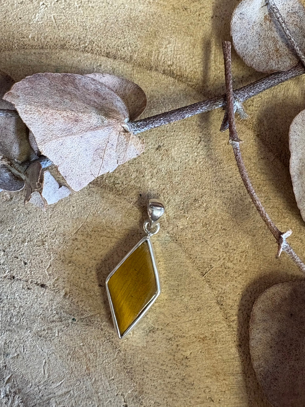 Sterling Silver Tiger Eye Pendant SKU 25354