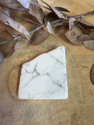 Howlite Slab SKU 24618H