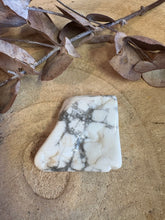 Howlite Slab SKU 24618J