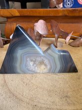 Druzy Agate Mountain Carving SKU 26277