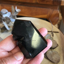 Black Quartz Point SKU 23312