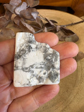 Howlite Slab SKU 24618G