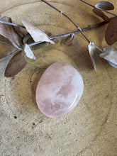 Rose Quartz Smooth Stone SKU 24275C