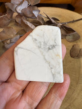 Howlite Slab SKU 24618D