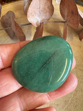 Green Aventurine Smooth Stone SKU 25465C