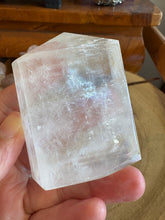 Calcite Point SKU 14353