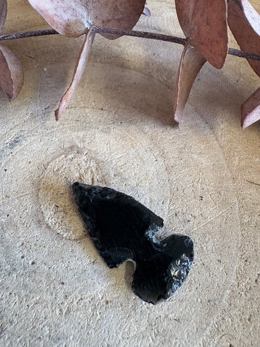 Black Obsidian Arrowhead Carving SKU 25650C