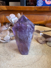 Bahia Amethyst Point SKU 24769
