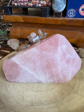 Rose Quartz Facet Cut Freeform SKU 25392