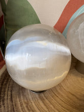 Selenite Large Spheres