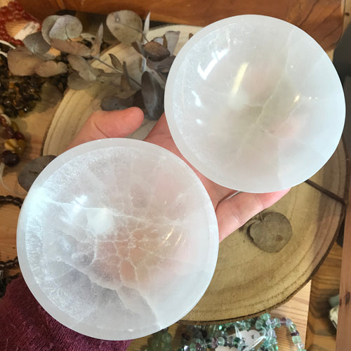 Selenite 10cm Round Bowl SKU 24984