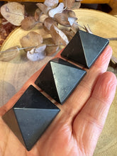 Shungite Pyramid SKU 24669