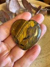 Tiger Eye Flat Heart SKU 26099A