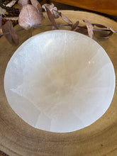 Selenite Round Bowl SKU 25497