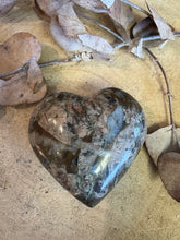 Llanite (Que Sera) Heart