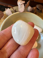 Scolecite Tumblestones SKU 26901
