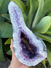 Amethyst Standing Freeform SKU 26291