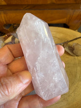 Rose Quartz Point SKU 25277