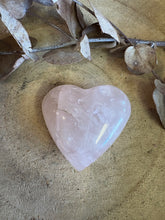 Rose Quartz Heart SKU 24400