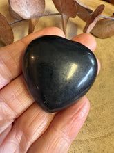 Shungite Heart SKU 26158