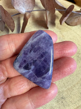 Chevron Amethyst Smooth Stone SKU 26132C