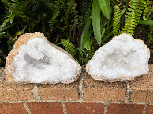 Cracked Quartz Geode SKU 25100A