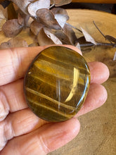Tiger Eye Smooth Stone SKU 24776B