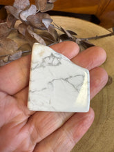 Howlite Slab SKU 24618H