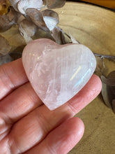Rose Quartz Heart SKU 24400
