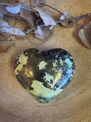 Serpentine & Pyrite Heart SKU 25203