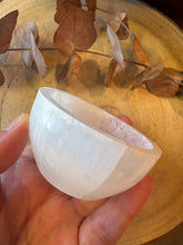 Selenite 7cm Bowls SKU 26854