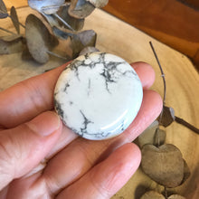 Howlite Smooth Stone SKU 23053H