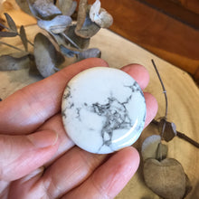 Howlite Smooth Stone SKU 23053H