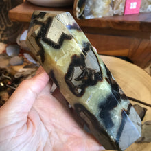 Septarian Point SKU 23744