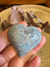 Trolleite Quartz Heart SKU 25974