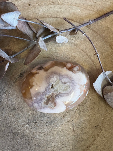 Flower Agate Palm Stone SKU 24128