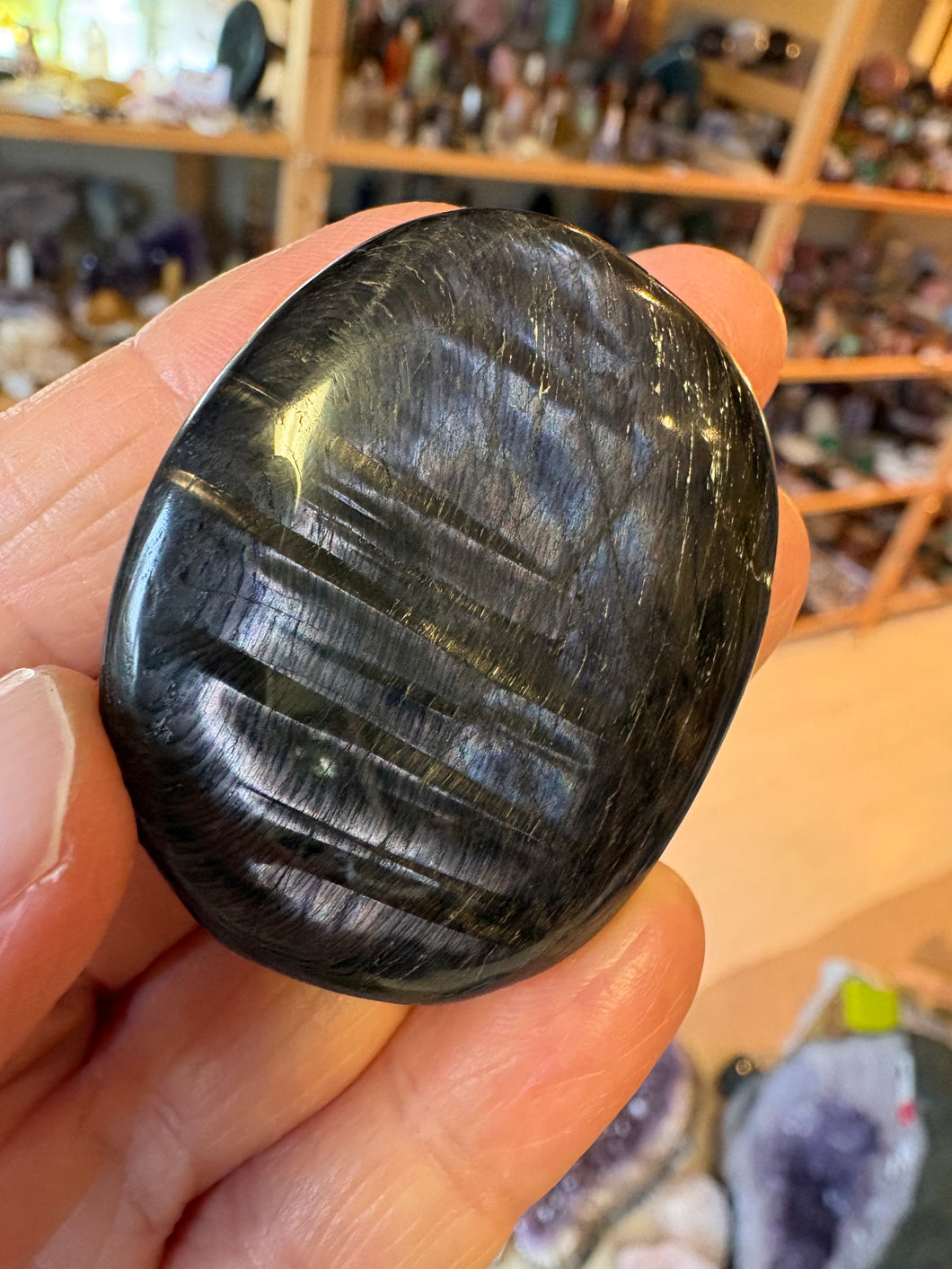 Hypersthene Smooth Stone SKU 26133