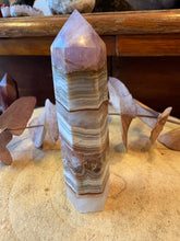 Crazy Lace Amethyst Point SKU 26705