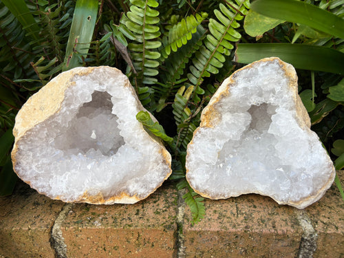 Cracked Quartz Geode SKU 24707A